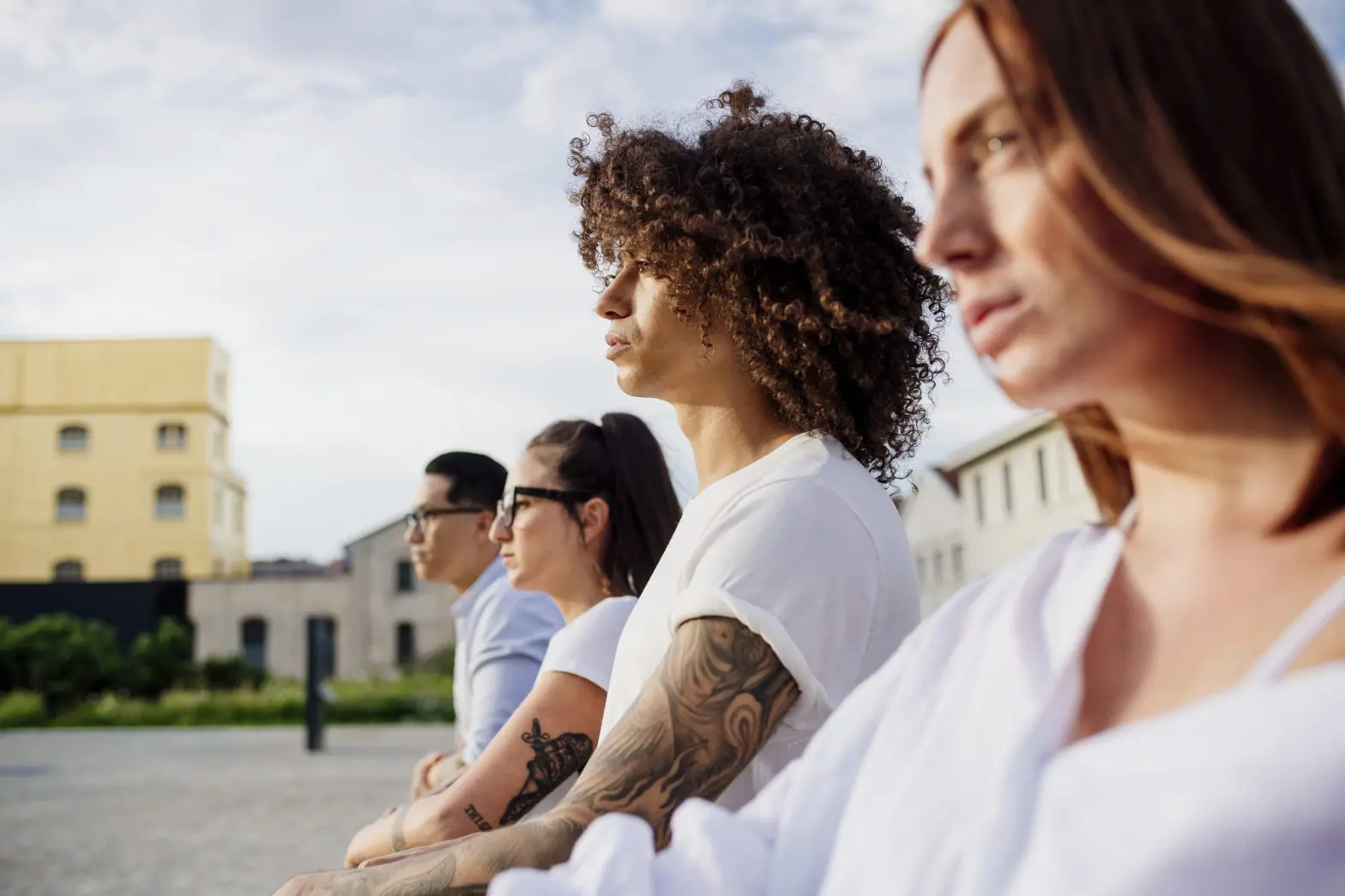 people utilizing meditation and addiction to help with cravings