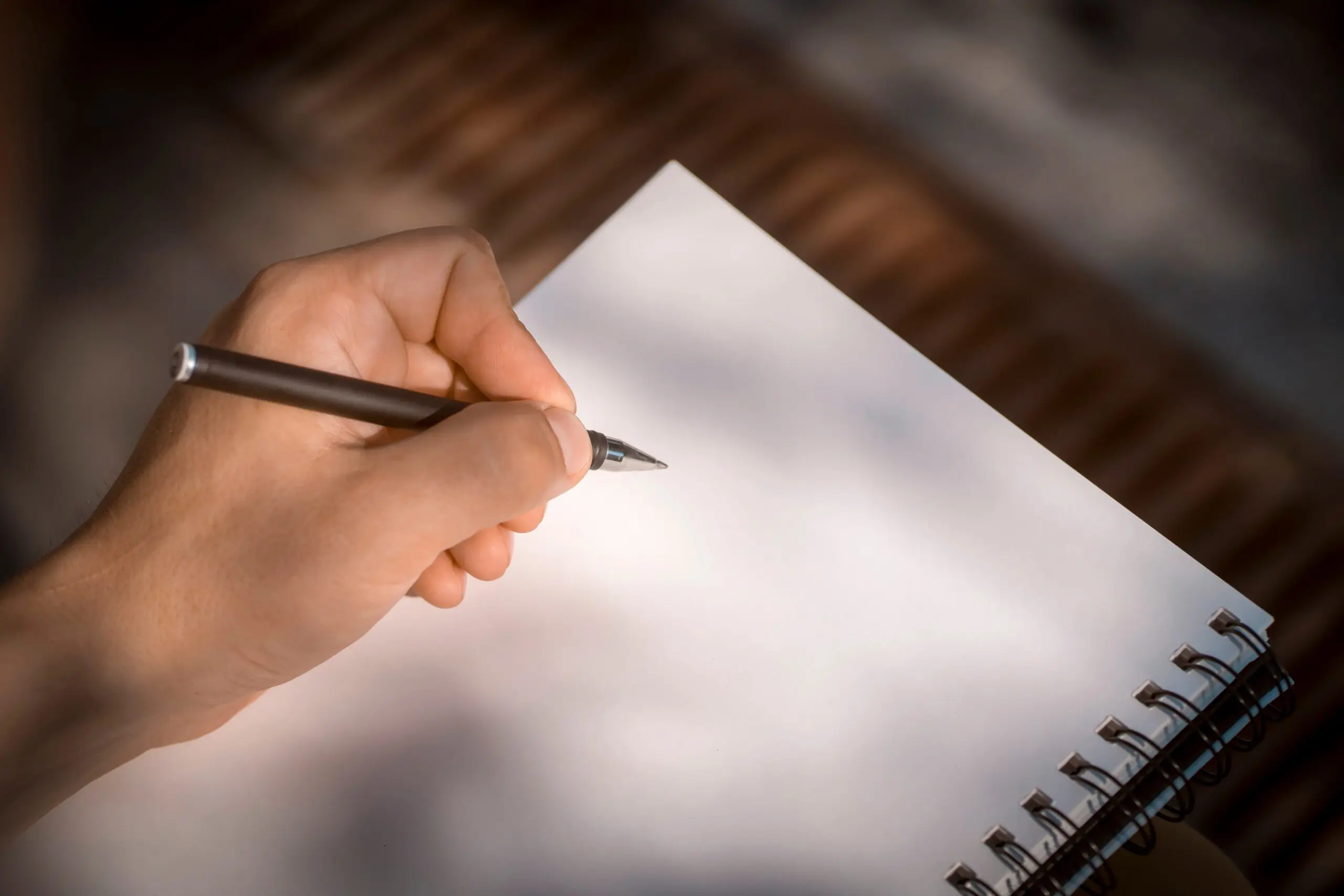 Recovery coach and client setting goals during session to find the right recovery coach