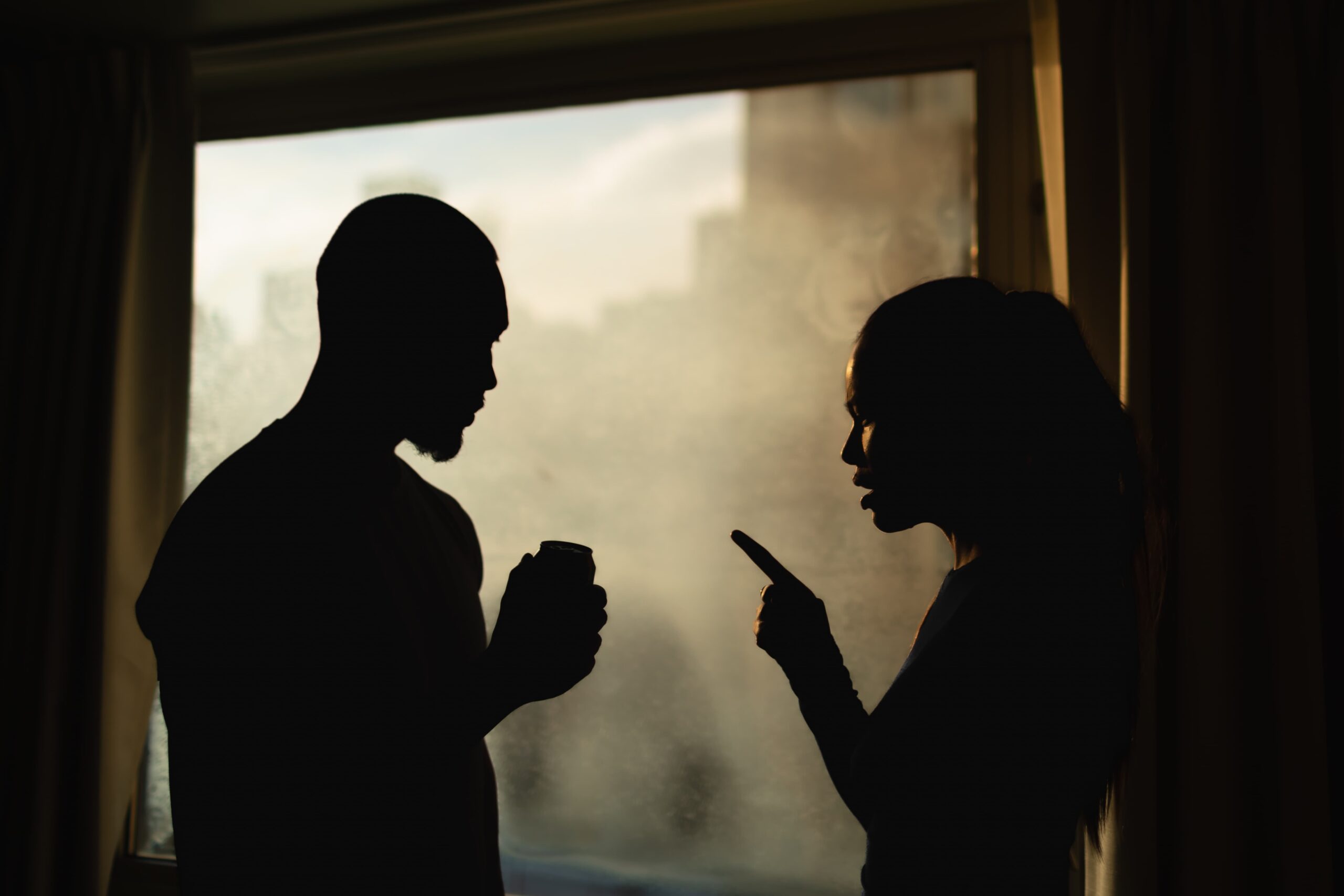 toxic relationships in recovery warning signs