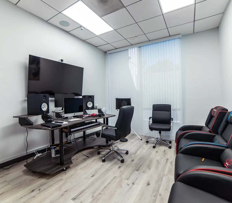 music therapy at Vanity Wellness Center's outpatient treatment rehab